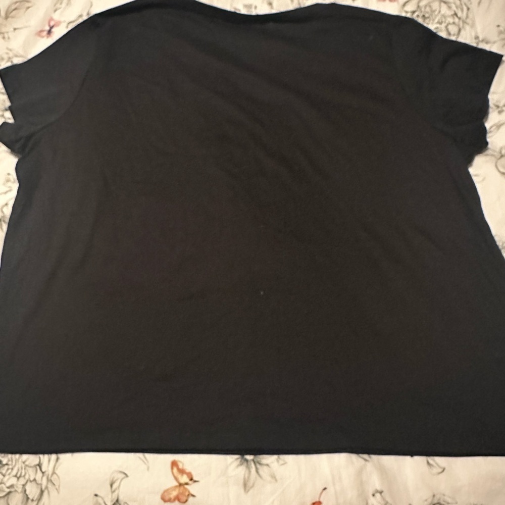 H&M Black Tee - Picture 4 of 4